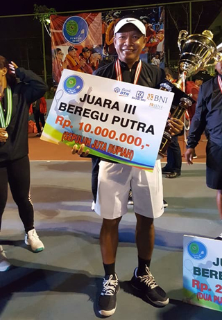 KEMENANGAN TIM PTWP PENGADILAN TINGGI JAWA TIMUR DALAM TURNAMEN PTWP KMA CUP XVII DI DENPASAR-BALI